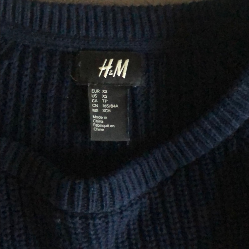 Sweater - Picture 2 of 2